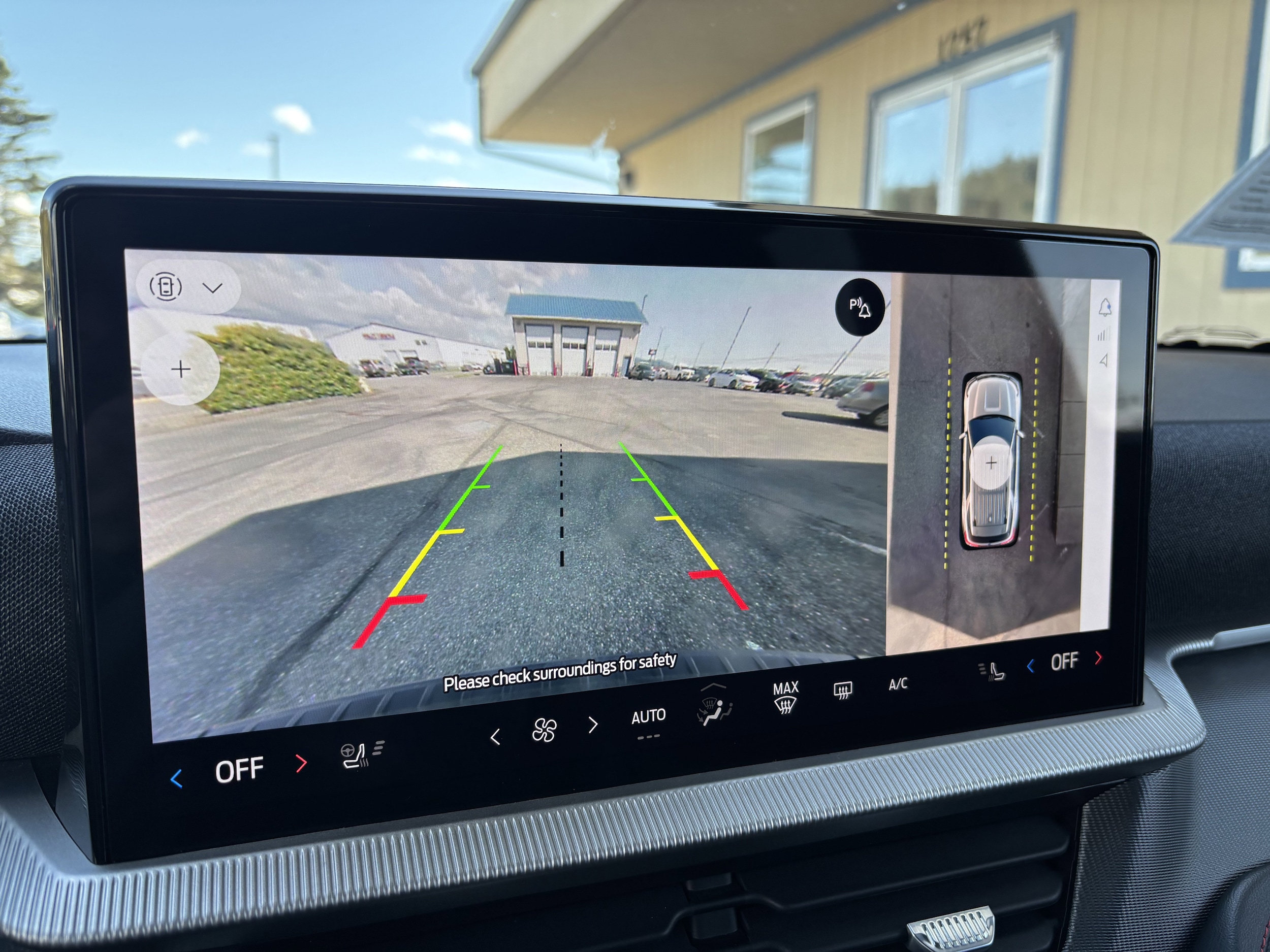 2025 Ford Explorer ST-LINE - Photo 29