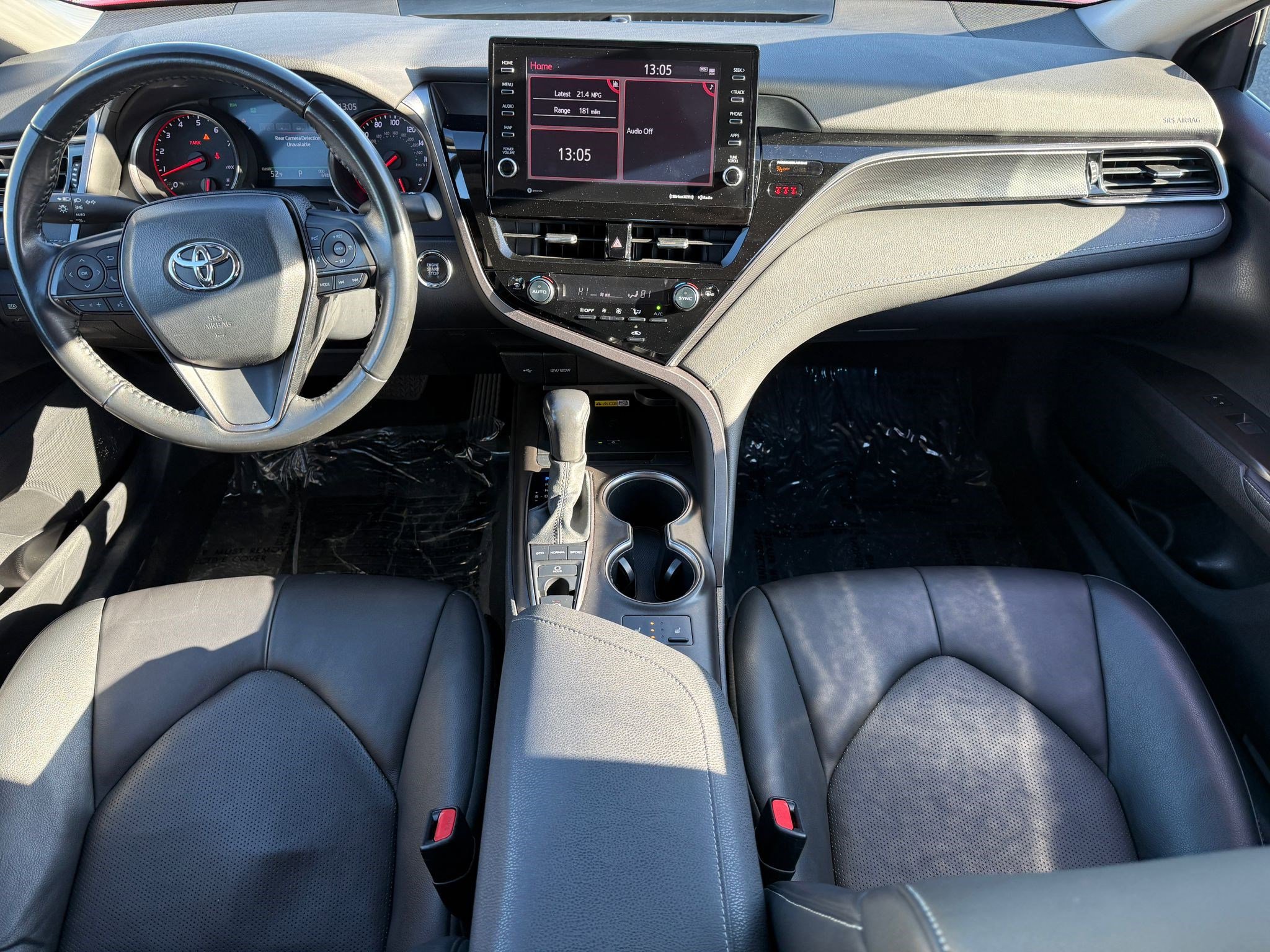 2023 Toyota Camry XSE - Photo 19