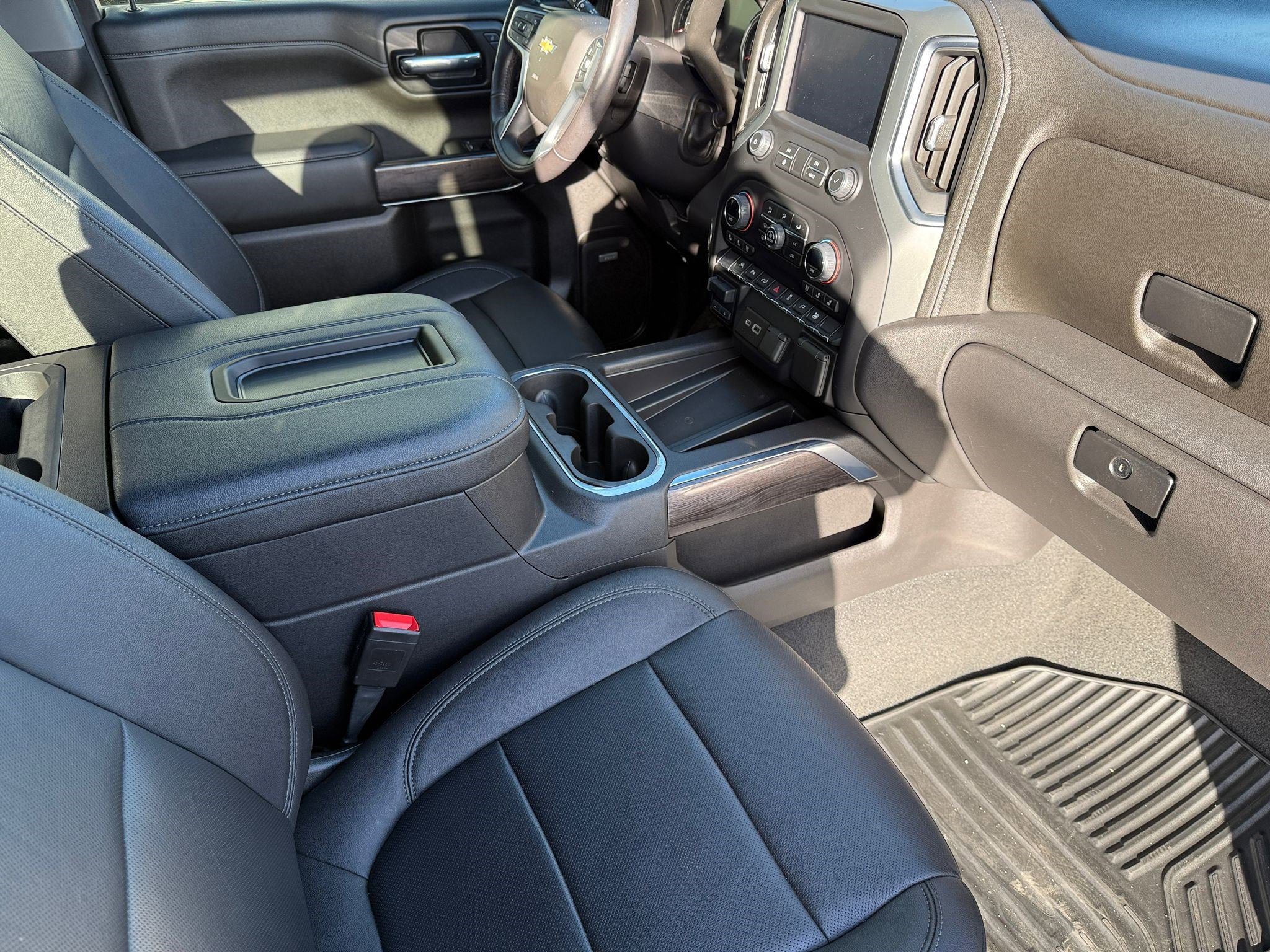 2022 Chevrolet Silverado 1500 Limited LTZ - Photo 20