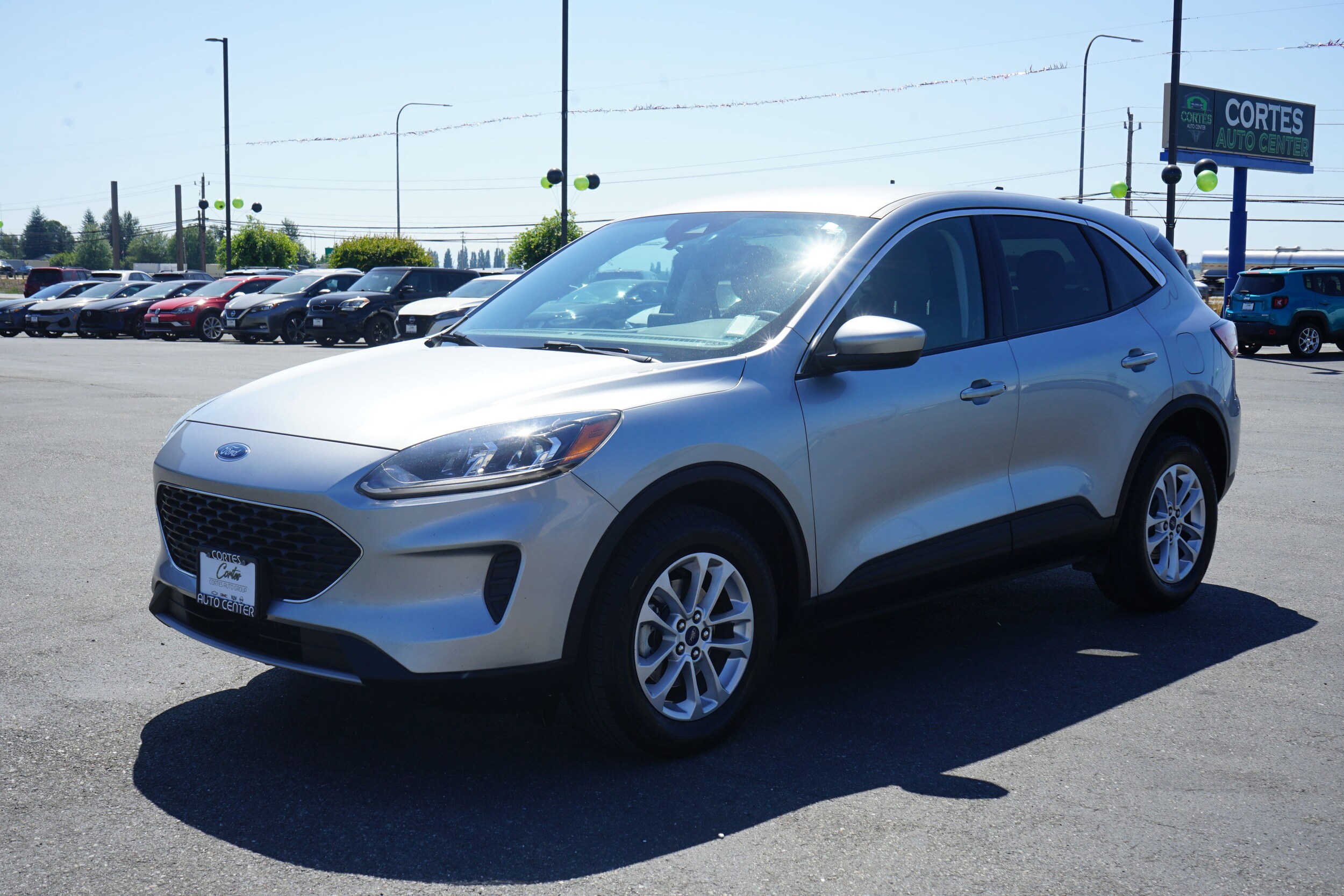 2021 Ford Escape SE photo 3