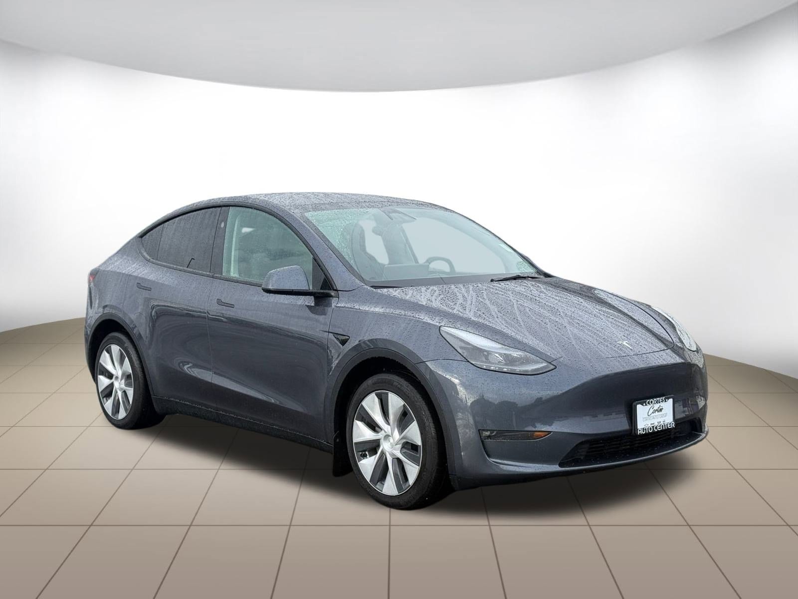 2023 Tesla Model Y Long Range's photo
