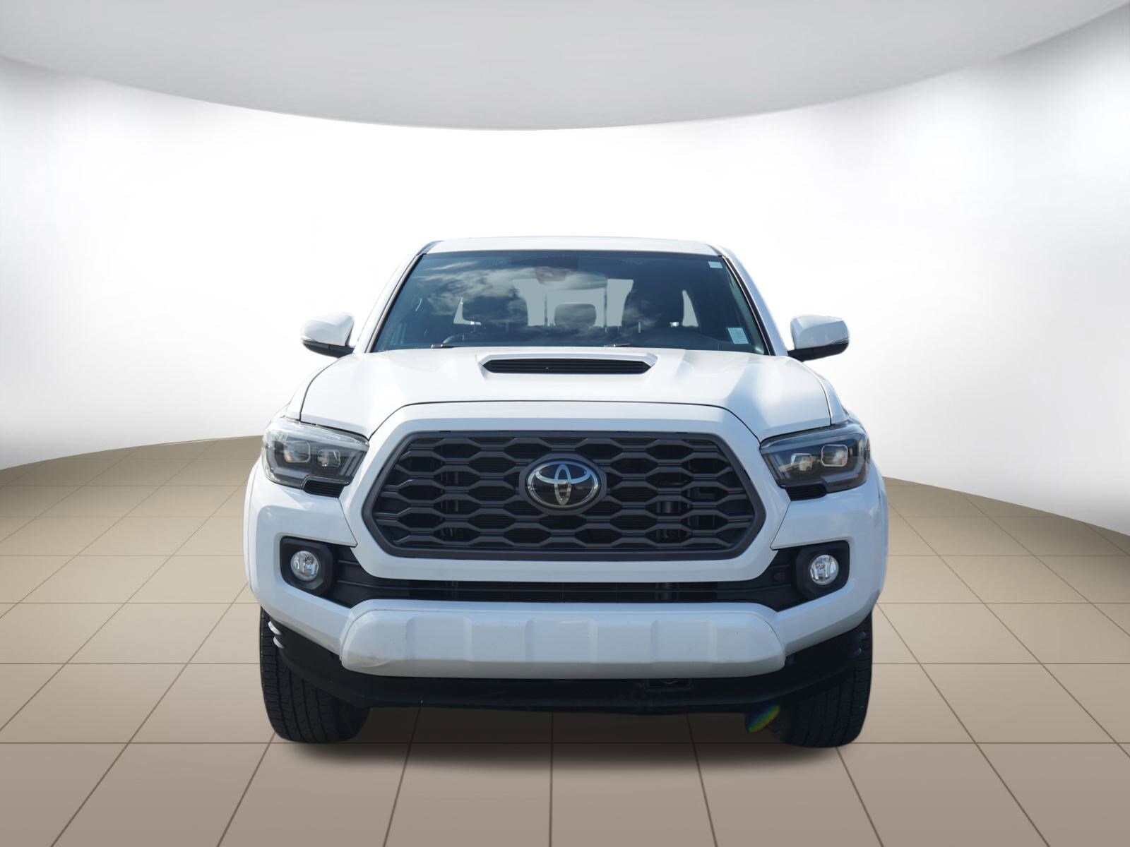 2021 Toyota Tacoma 4x4 TRD Sport photo 2