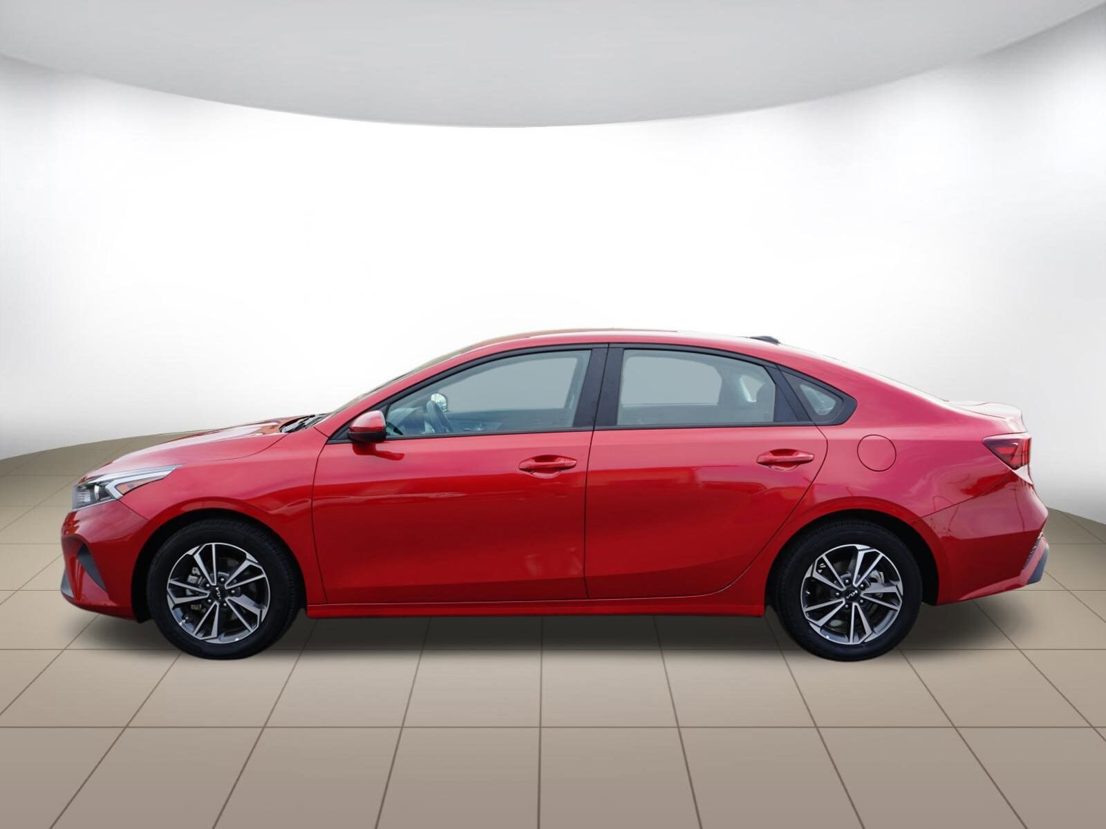 2023 Kia Forte LXS photo 4