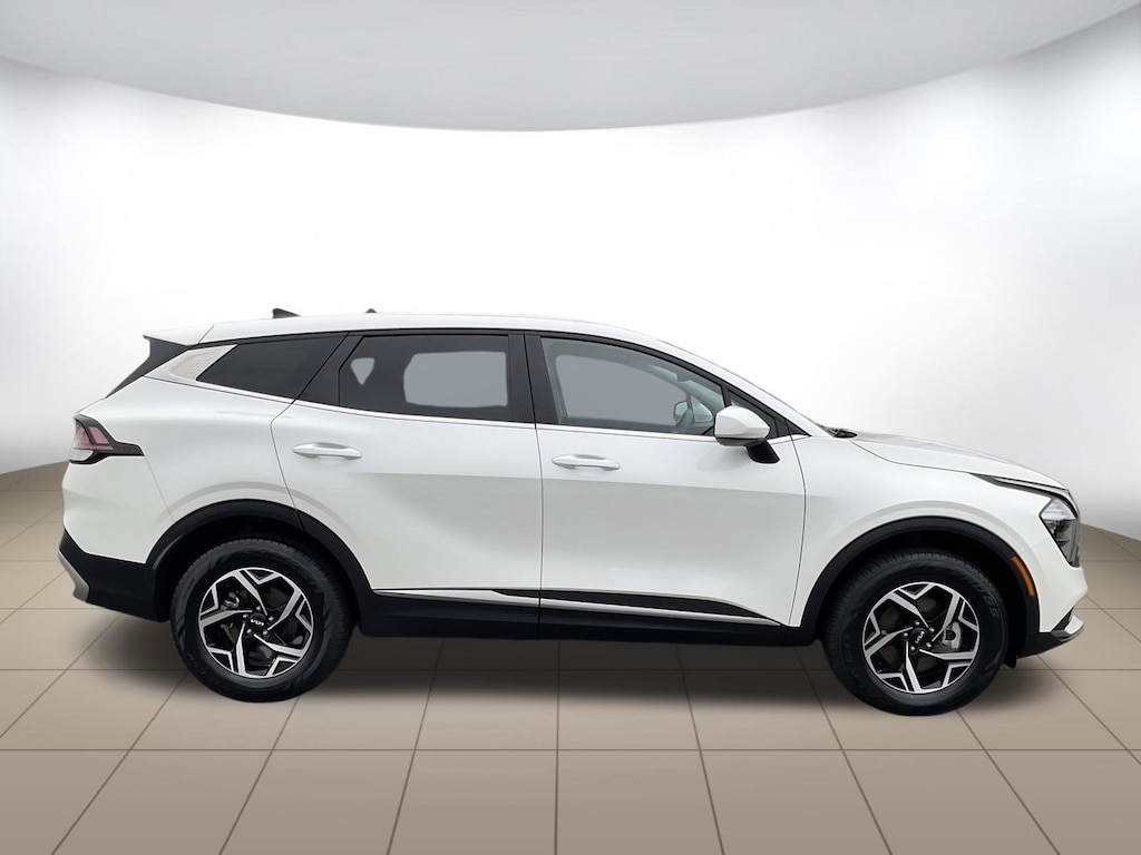 Used 2023 Kia Sportage LX SUV