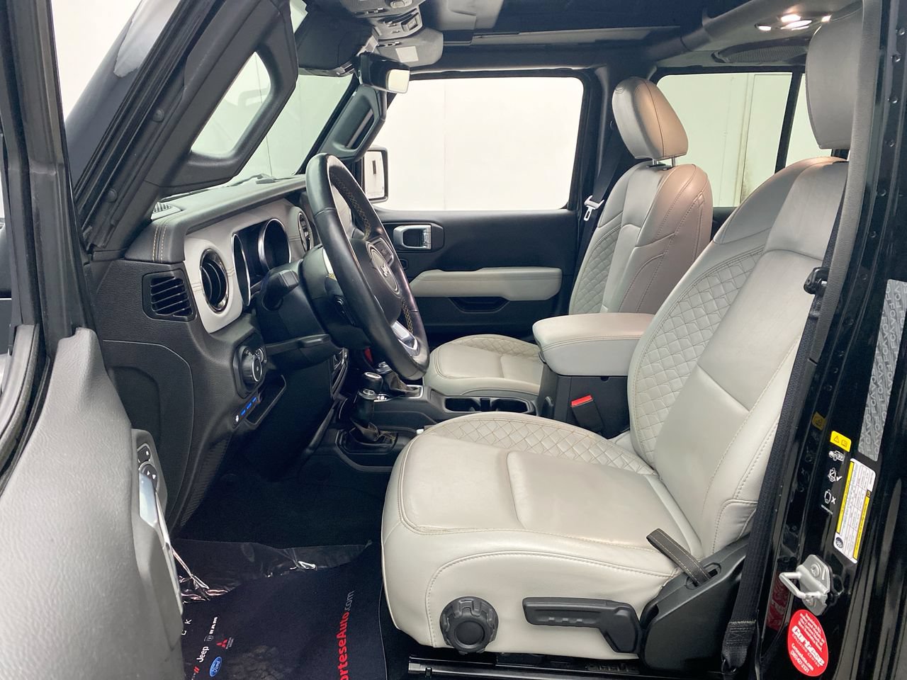 2022 Jeep Wrangler Unlimited High Altitude 4XE - Photo 14