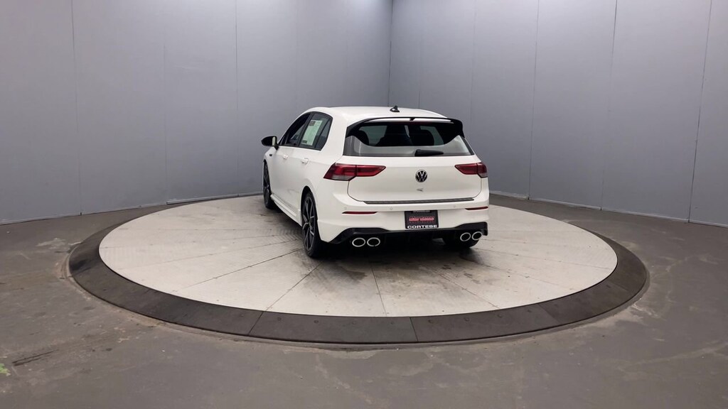 2024 Volkswagen Golf R photo 4