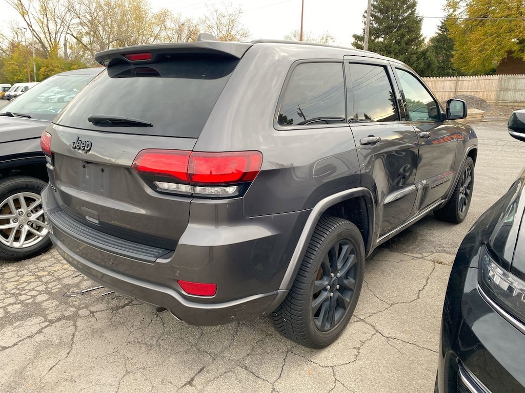 Used 2020 Jeep Grand Cherokee Altitude SUV