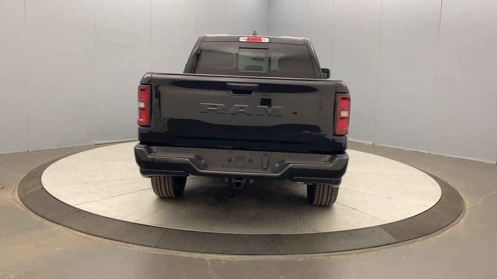 New 2025 Ram 1500 Tradesman Crew Cab 4x4 5'7 Box Pickup