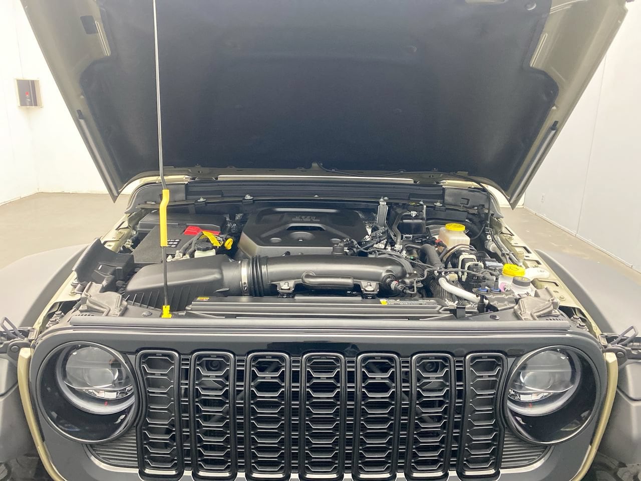 2026 Jeep Wrangler 4-Door Willys - Photo 11