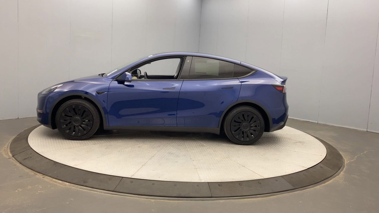 Used 2020 Tesla Model Y Long Range with VIN 5YJYGDEE8LF030671 for sale in Rochester, NY