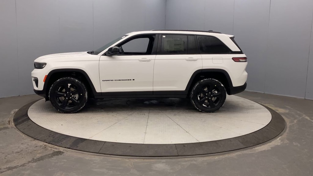 New 2025 Jeep Grand Cherokee LIMITED 4X4 Sport Utility