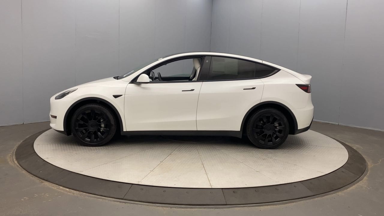 Used 2022 Tesla Model Y Long Range with VIN 7SAYGDEE5NF332456 for sale in Northfield, Minnesota