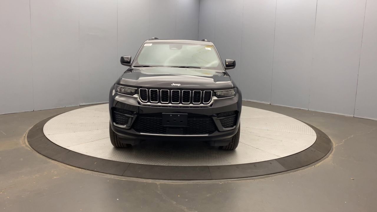 2025 Jeep Grand Cherokee Laredo - Photo 8