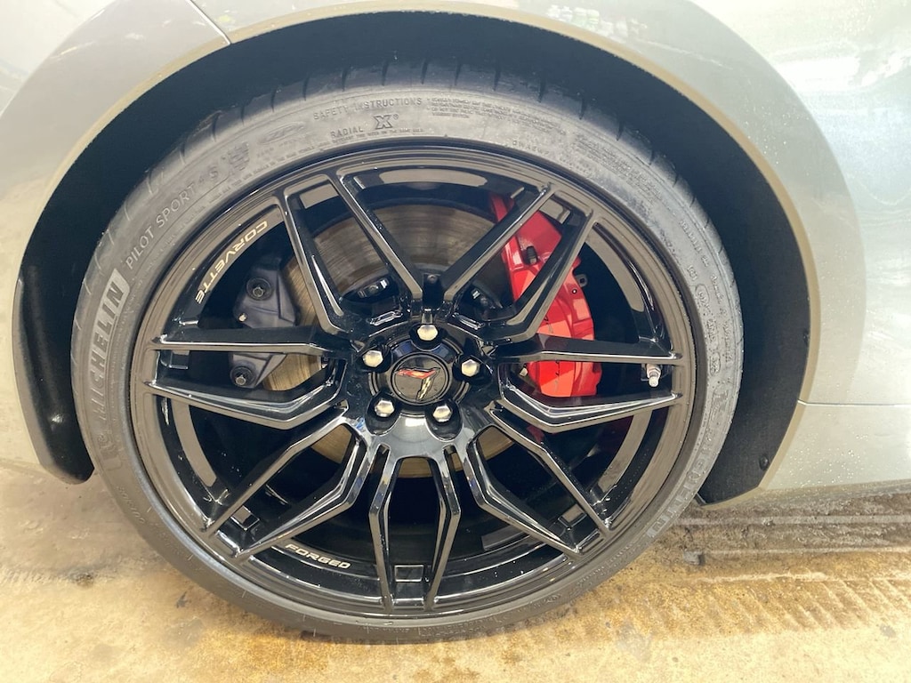 2024 Chevrolet Corvette Z06 3LZ photo 3