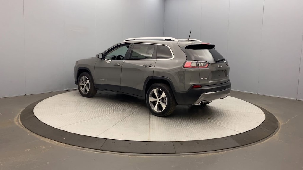 Used 2021 Jeep Cherokee Limited SUV