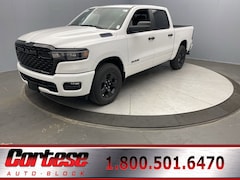 2025 Ram 1500 TRADESMAN CREW CAB 4X4 5'7 BOX Pickup