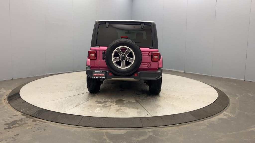 Used 2022 Jeep Wrangler Unlimited Sahara Convertible