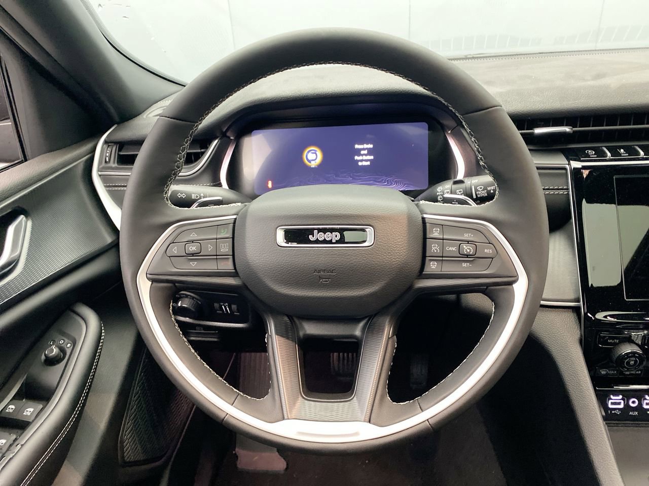 2025 Jeep Grand Cherokee Laredo - Photo 16