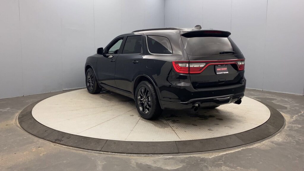 2024 Dodge Durango R/T Premium photo 2