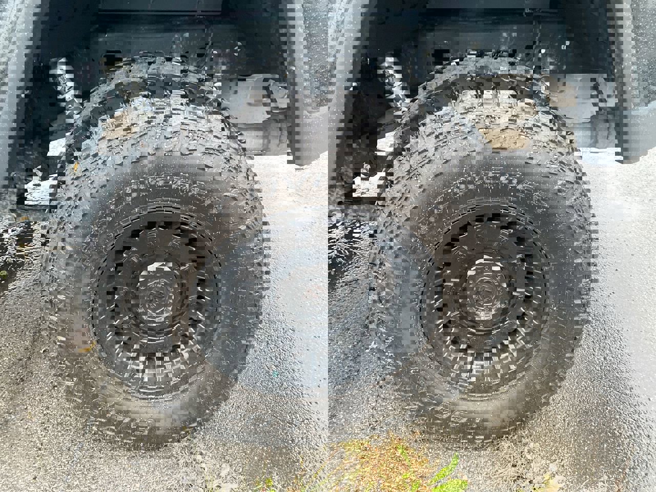 2022 Jeep Gladiator Willys photo 2