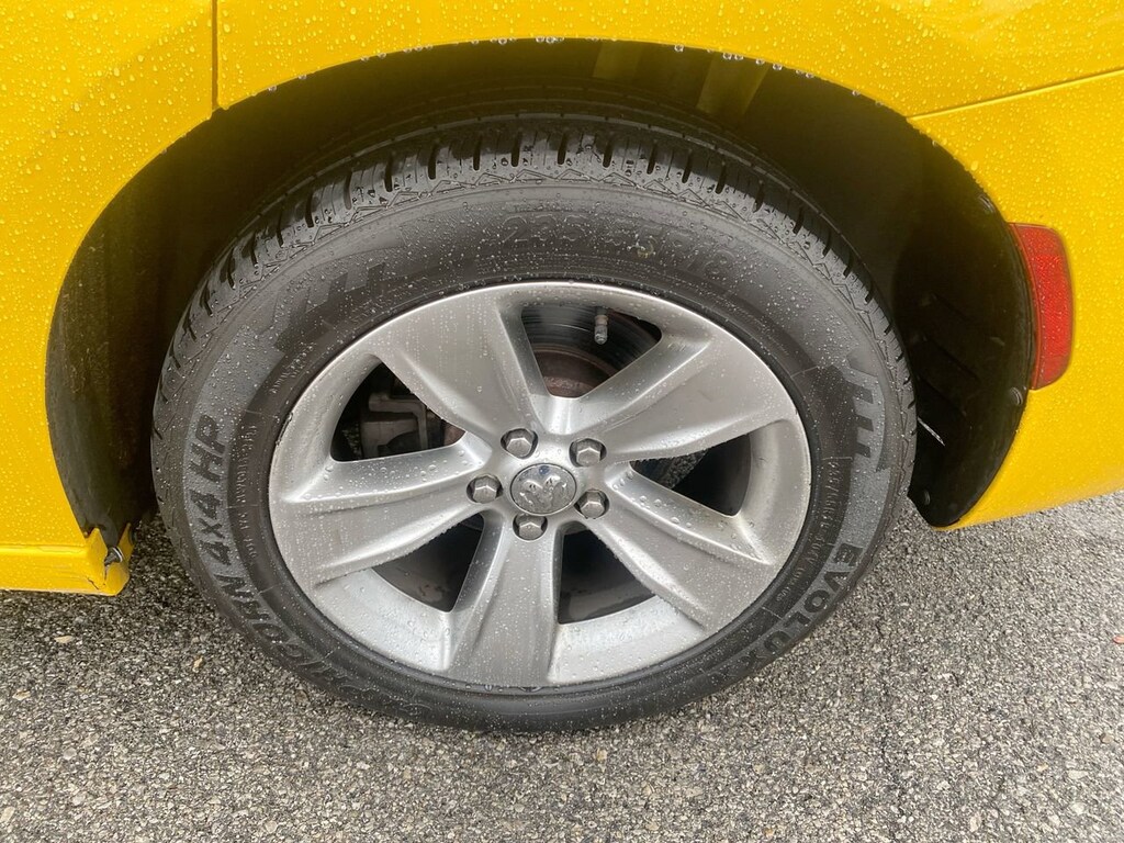 Used 2017 Dodge Charger SXT