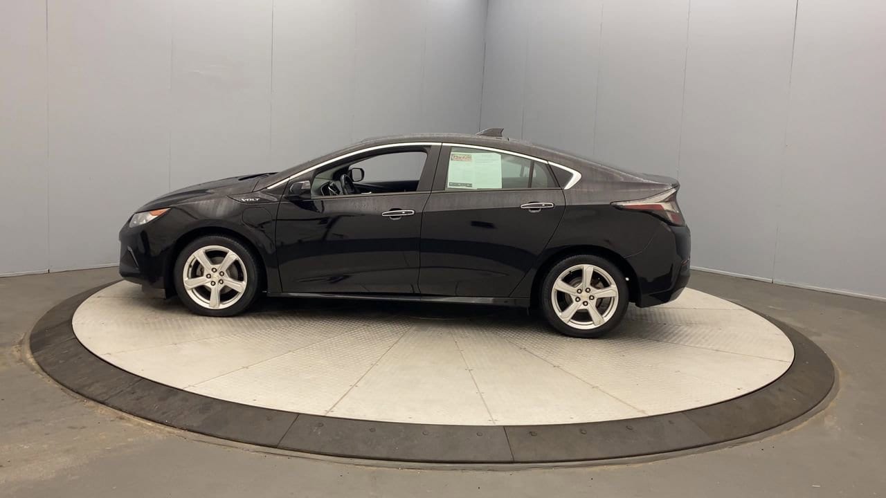 Used 2018 Chevrolet Volt LT with VIN 1G1RC6S51JU151331 for sale in Rochester, NY
