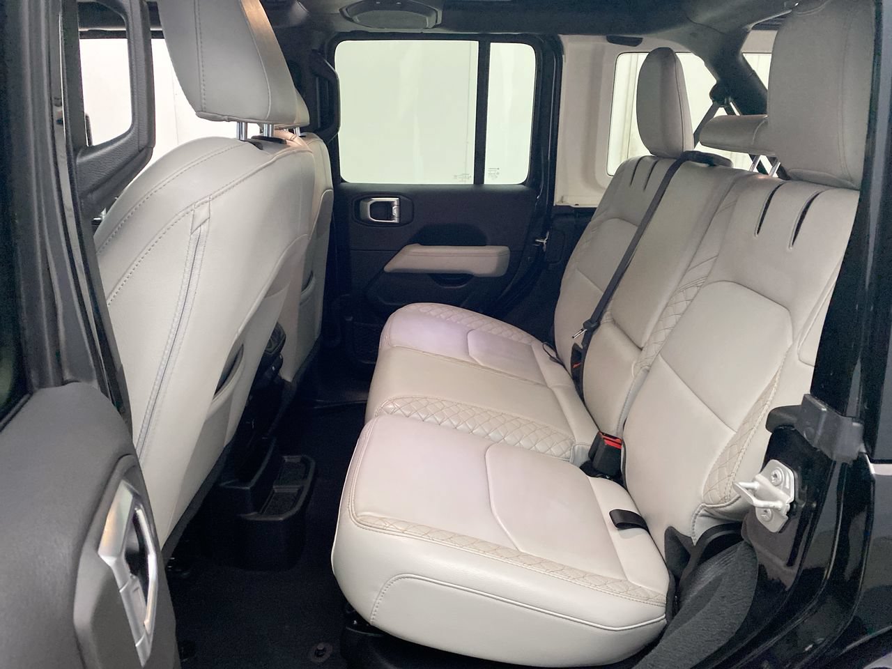 2022 Jeep Wrangler Unlimited High Altitude 4XE - Photo 26