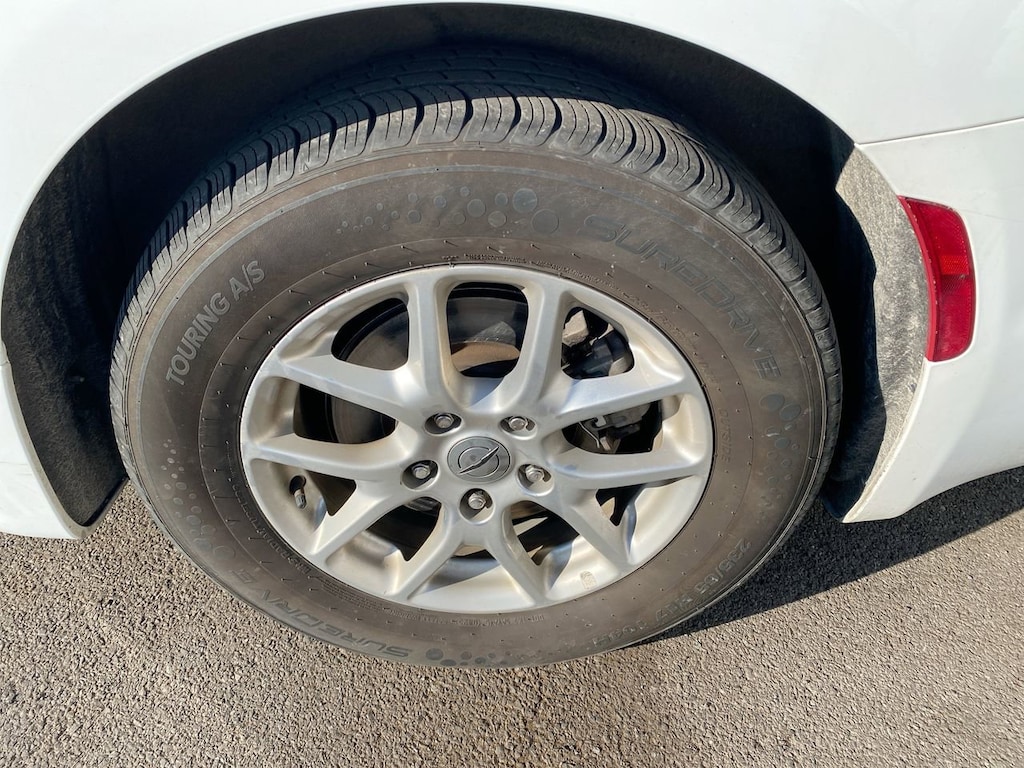 Used 2023 Chrysler Pacifica Touring L Van