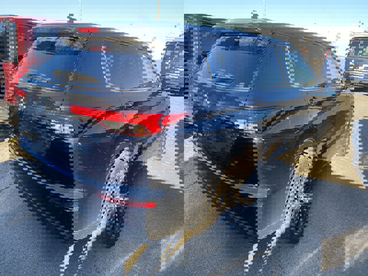 2022 Mitsubishi Outlander ES photo 3