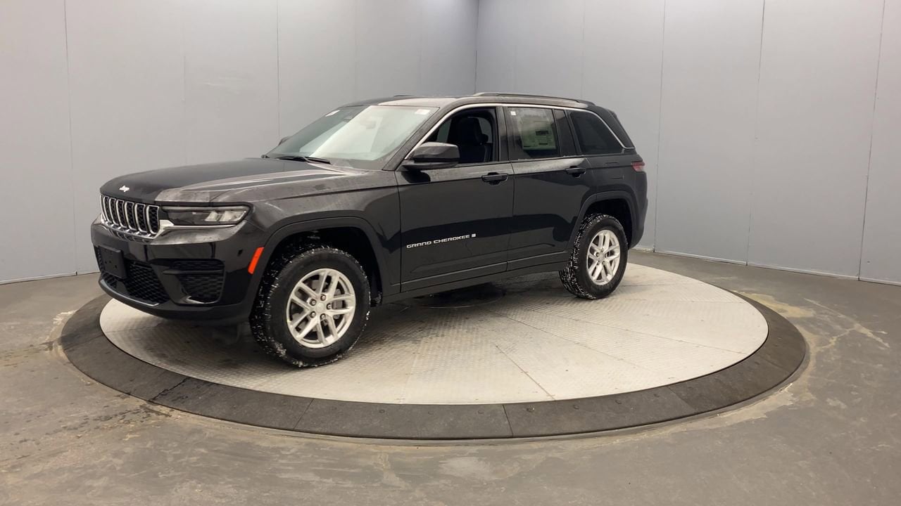 2025 Jeep Grand Cherokee Laredo - Photo 9