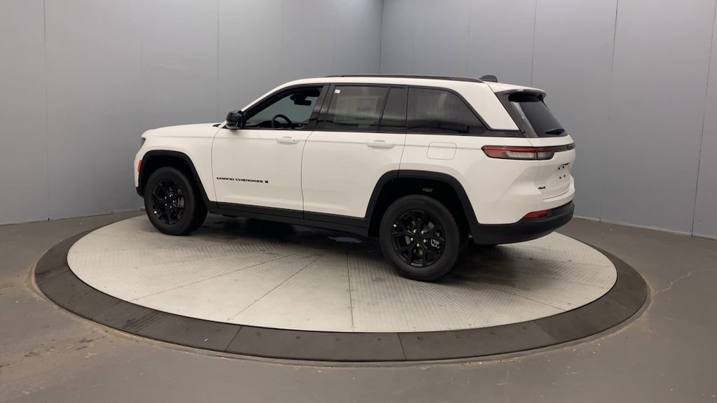 New 2025 Jeep Grand Cherokee ALTITUDE X 4X4 Sport Utility