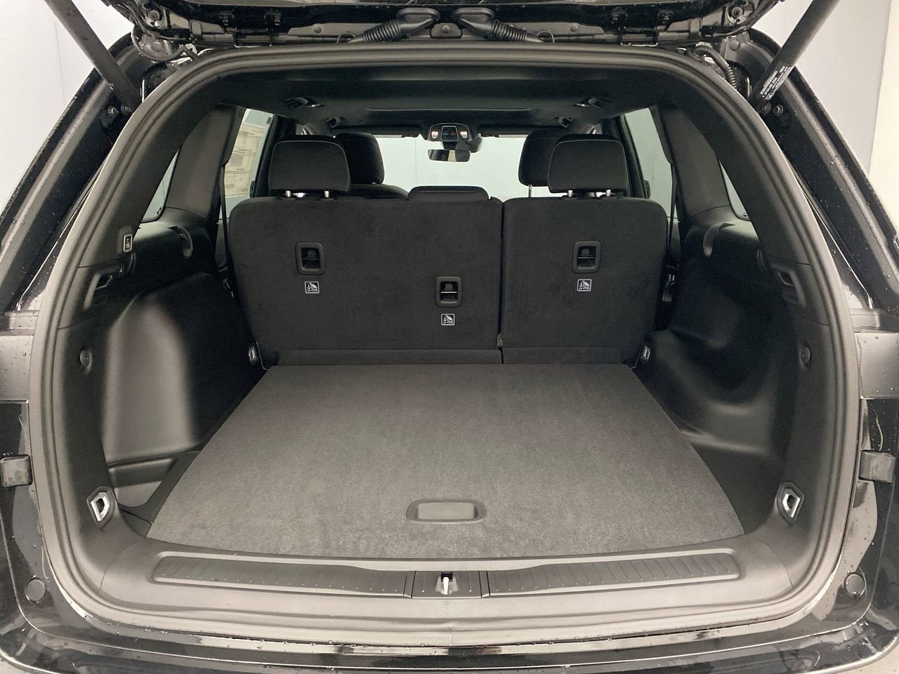 2025 Jeep Grand Cherokee Laredo - Photo 22