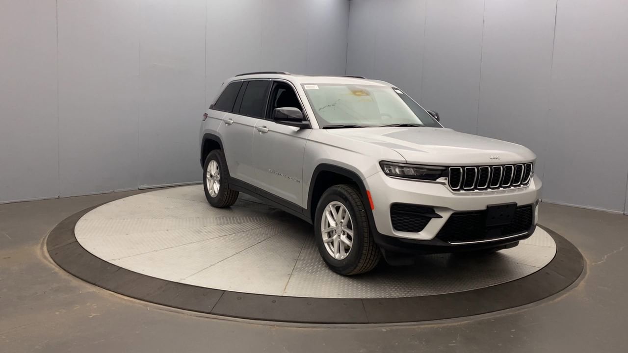 2025 Jeep Grand Cherokee Laredo - Photo 7