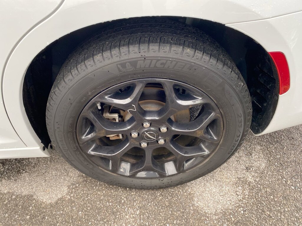 Used 2023 Chrysler 300 Touring L