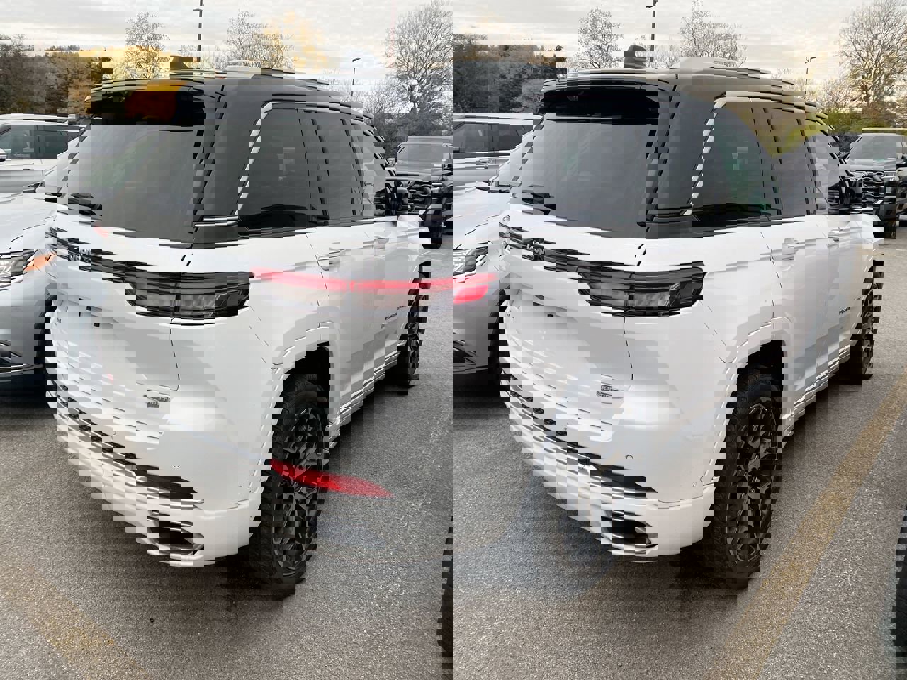 2023 Jeep Grand Cherokee Summit Reserve photo 2