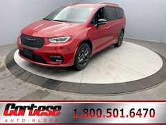 2026 Chrysler Pacifica SELECT AWD Passenger Van