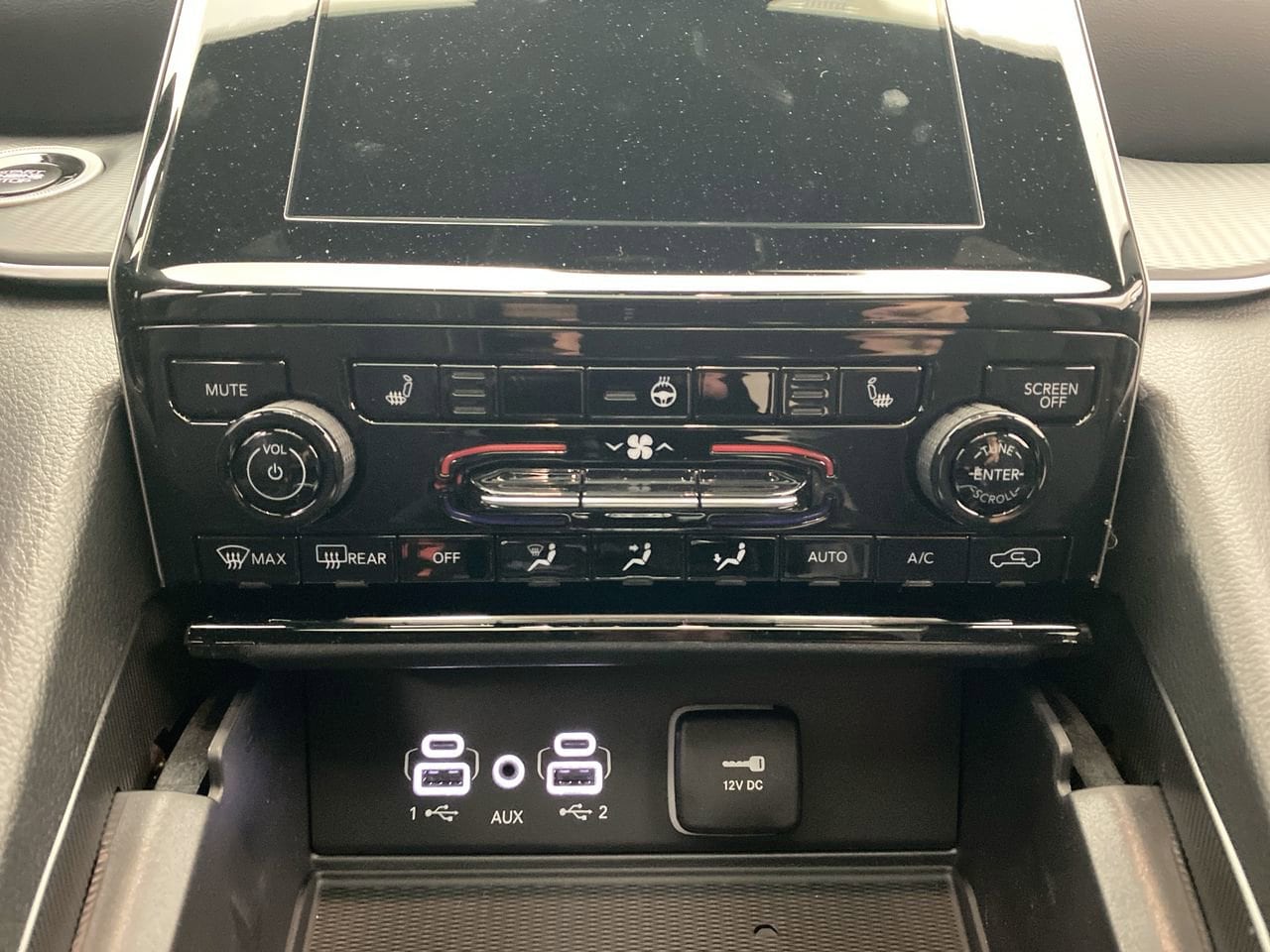 2025 Jeep Grand Cherokee Laredo - Photo 19