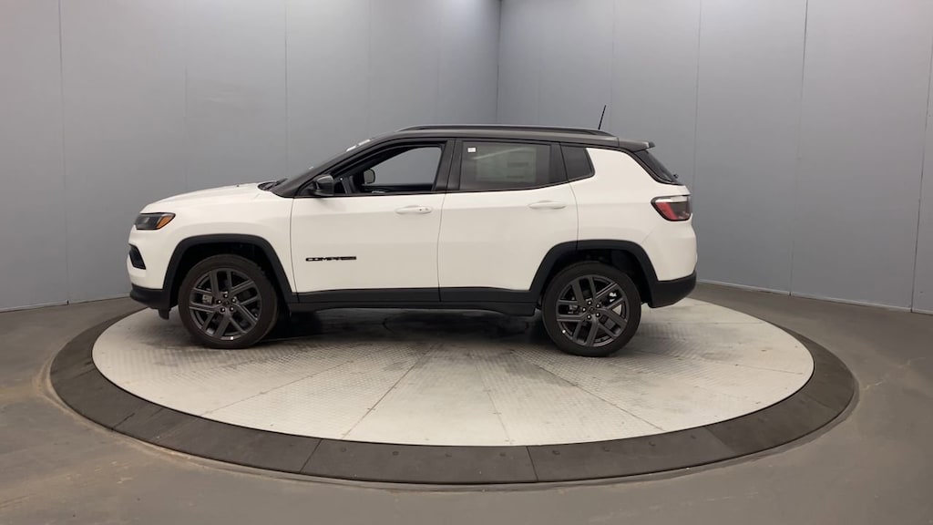 New 2026 Jeep Compass LIMITED ALTITUDE 4X4 Sport Utility