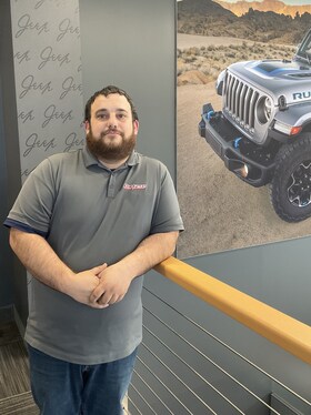 Staff member Mike Arnold from ID_0ddf37c1e693