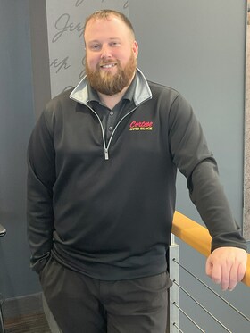 Staff member Derek Bridges from ID_fab0b012159e