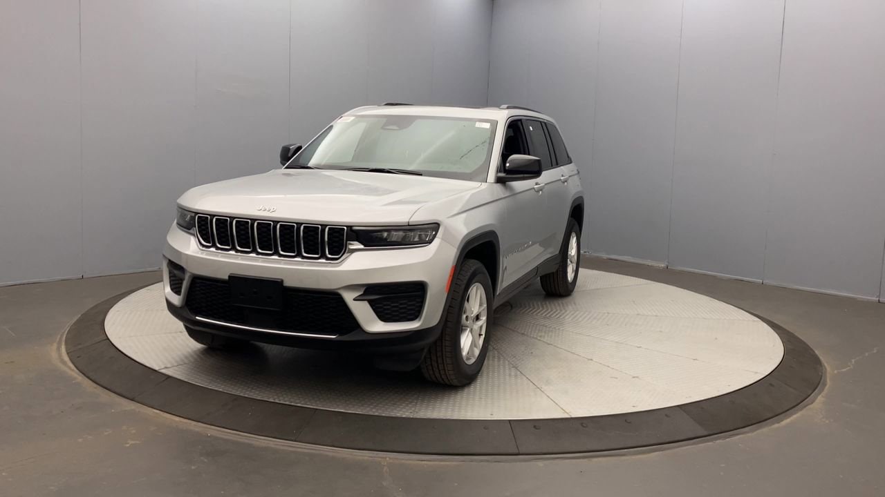 2025 Jeep Grand Cherokee Laredo - Photo 8