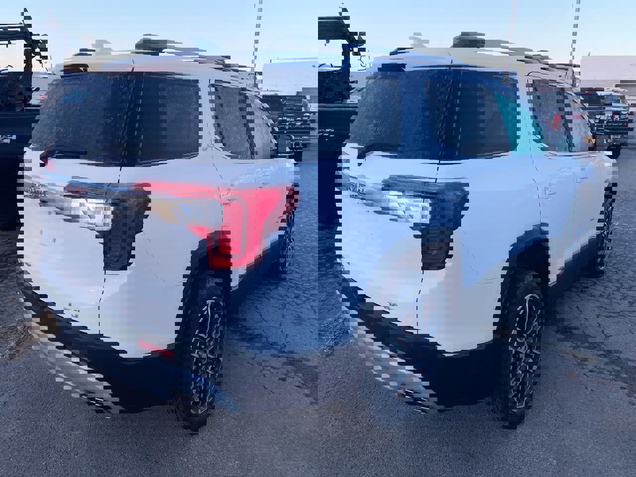 2022 Gmc Acadia SLT photo 3