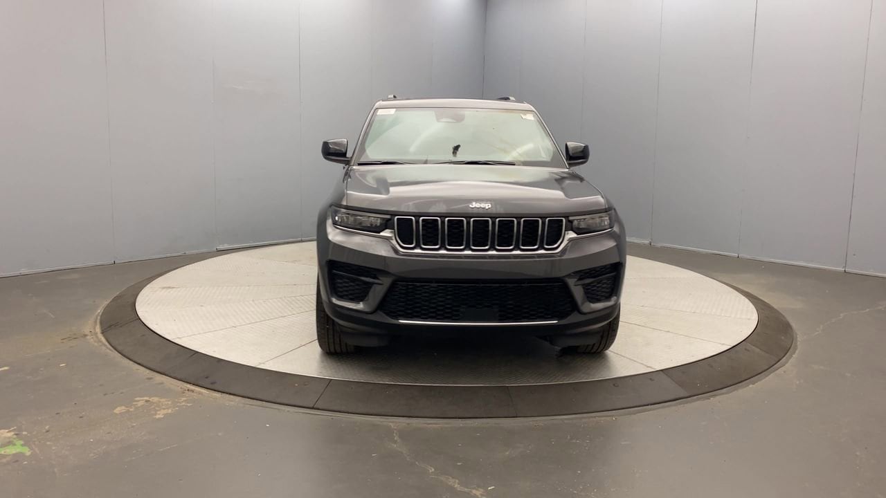 2025 Jeep Grand Cherokee Laredo - Photo 8