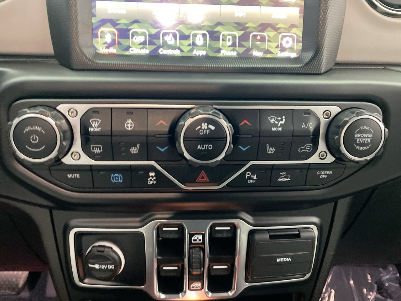 2022 Jeep Wrangler Unlimited High Altitude 4XE - Photo 23
