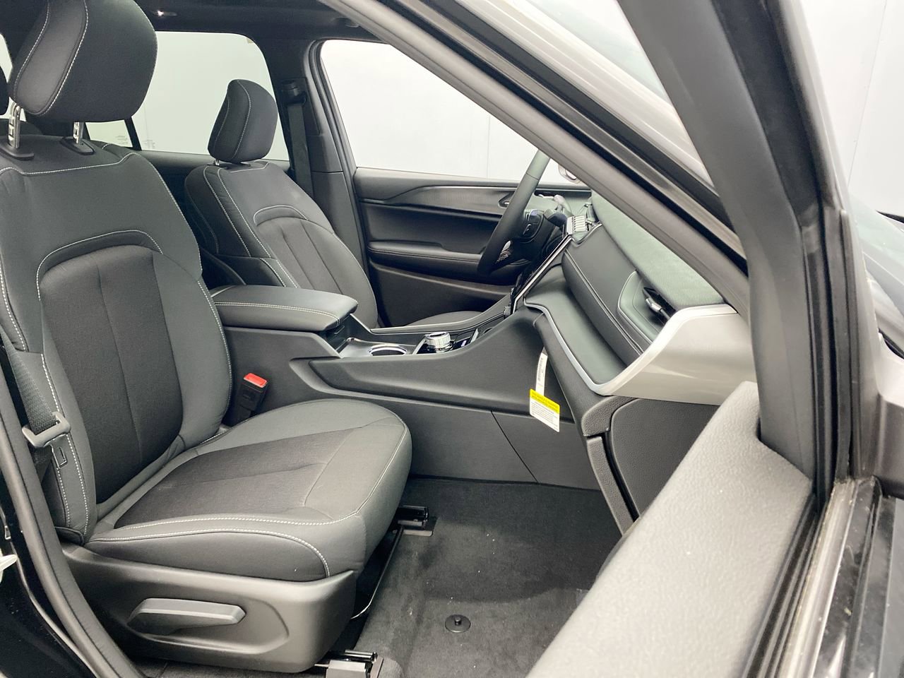 2025 Jeep Grand Cherokee Laredo - Photo 20