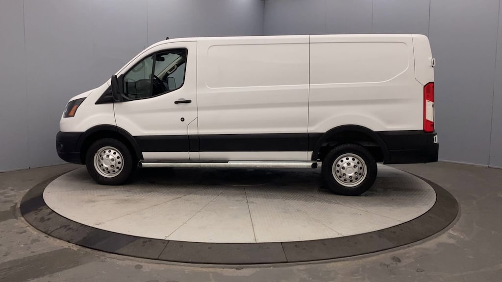 2024 Ford Transit Cargo Van photo 2