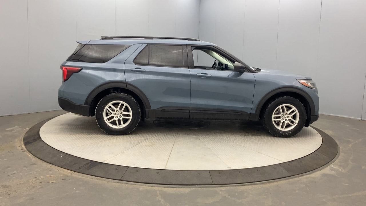 2026 Ford Explorer Active - Photo 6