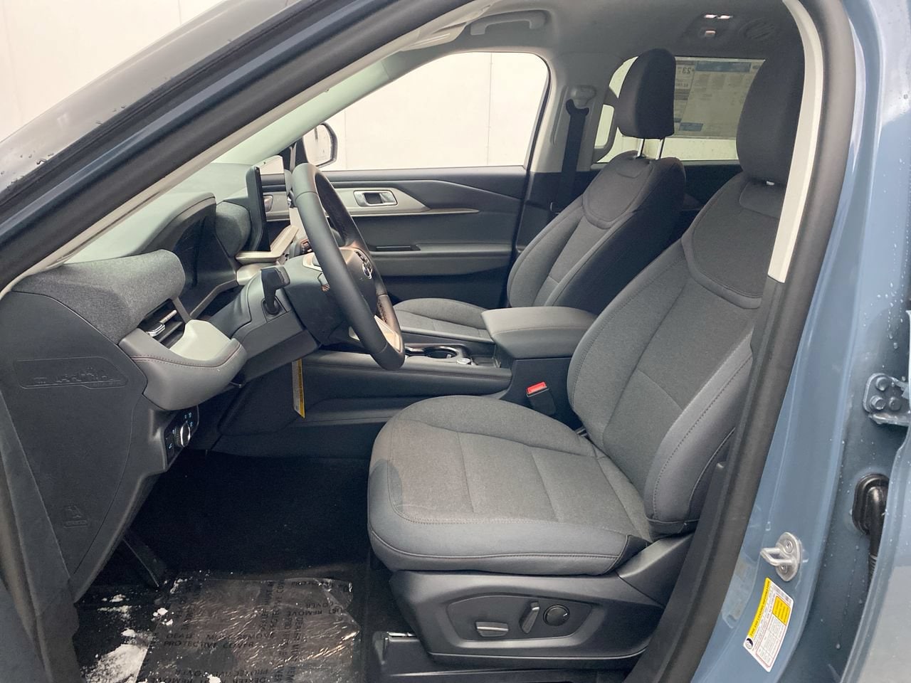 2026 Ford Explorer Active - Photo 13