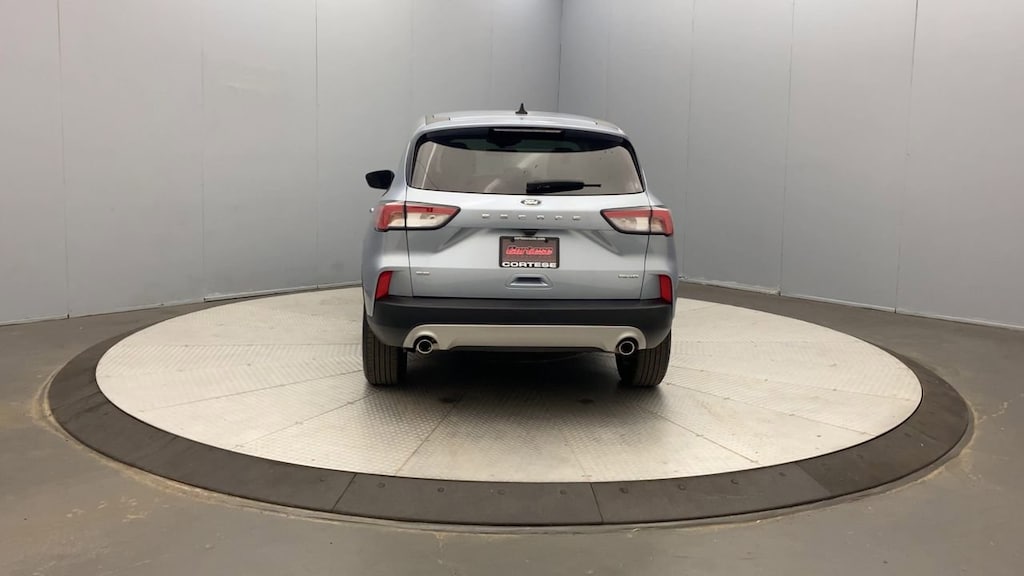 Used 2022 Ford Escape SE SUV