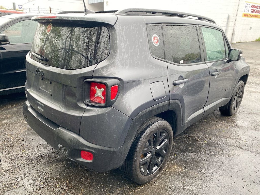 Used 2023 Jeep Renegade Altitude SUV